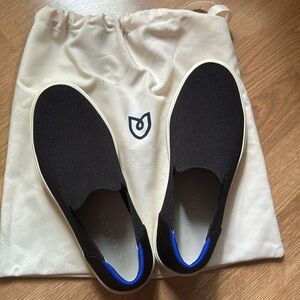 Rothy’s the City slip on shoe sneaker black size 8.5 like new